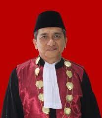 YOSERIZAL, S.H., M.H.